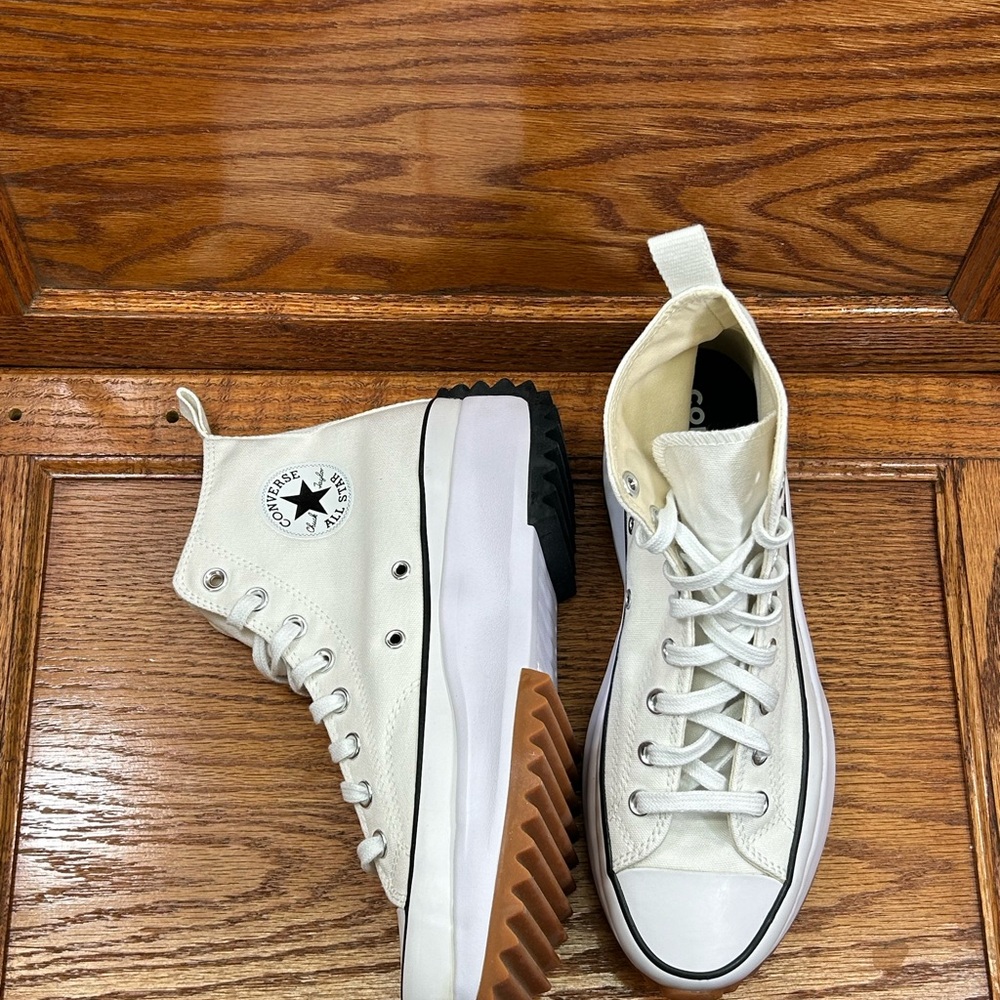 Converse Run Star Hike Hi White Black Gum Shoes - Picture 5 of 8